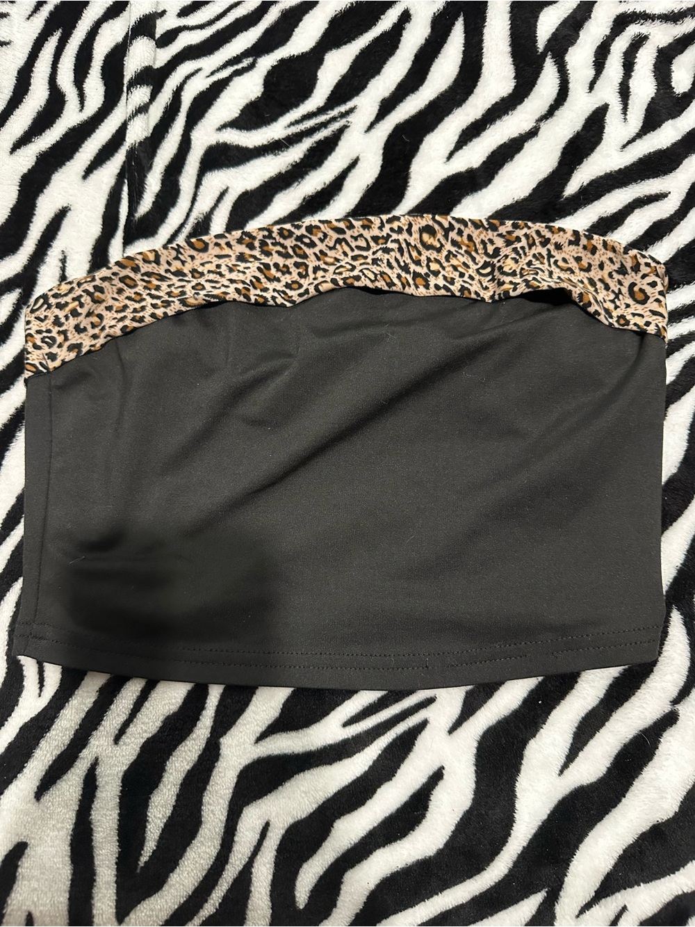 Black Strapless Tube Top with Leopard Trim